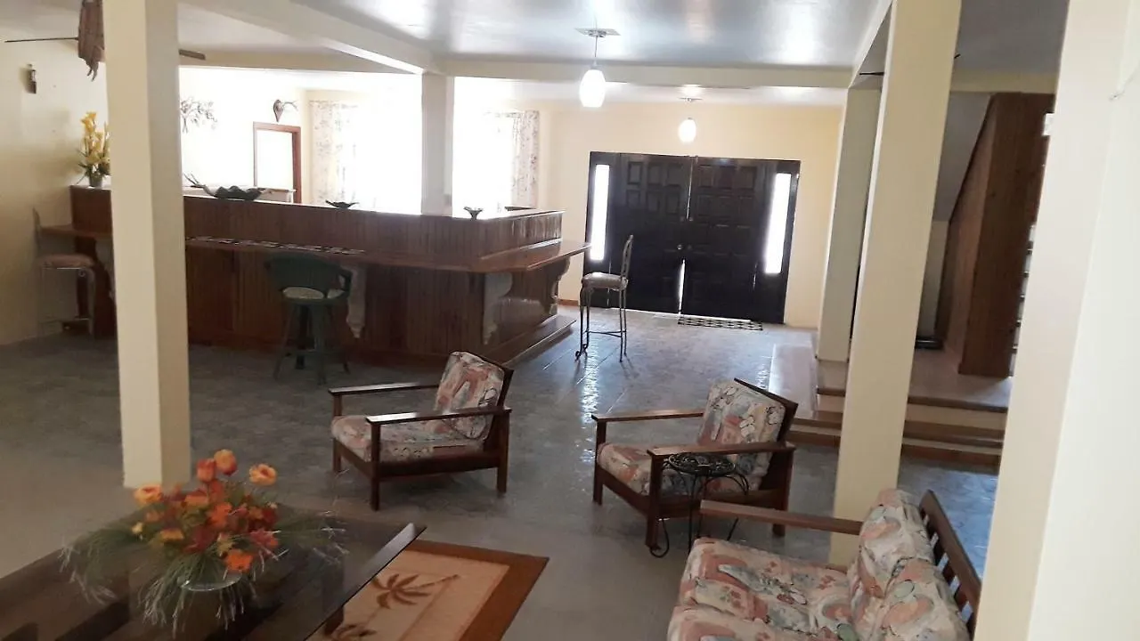 Your Private Getaway On The Hill Montego Bay